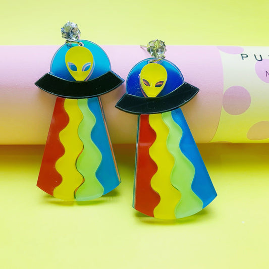 UFO earrings puffnana 